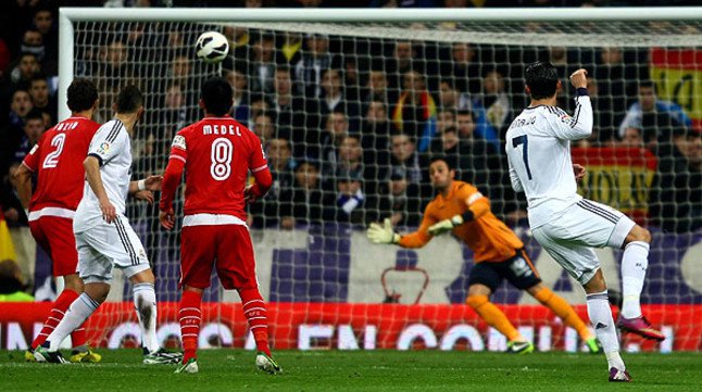 الريال يطمح لإحراز كأس السوبر الليلة أمام إشبيلية